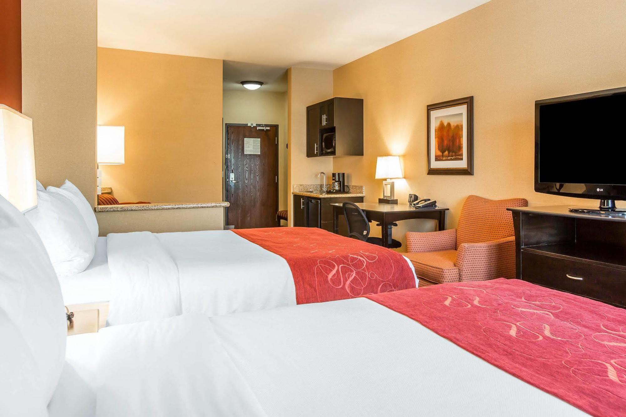 คอมฟอร์ต สวีท ออนทาริโอ แอร์พอร์ต คอนเวนชั่น เซนเตอร์ Hotel ออนตาริโอ ภายนอก รูปภาพ