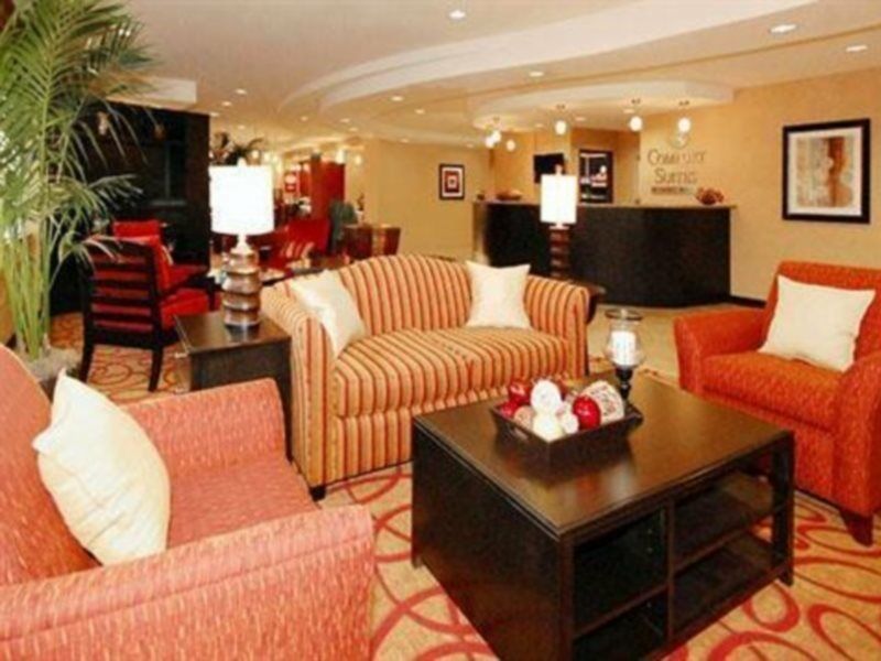 คอมฟอร์ต สวีท ออนทาริโอ แอร์พอร์ต คอนเวนชั่น เซนเตอร์ Hotel ออนตาริโอ ภายนอก รูปภาพ